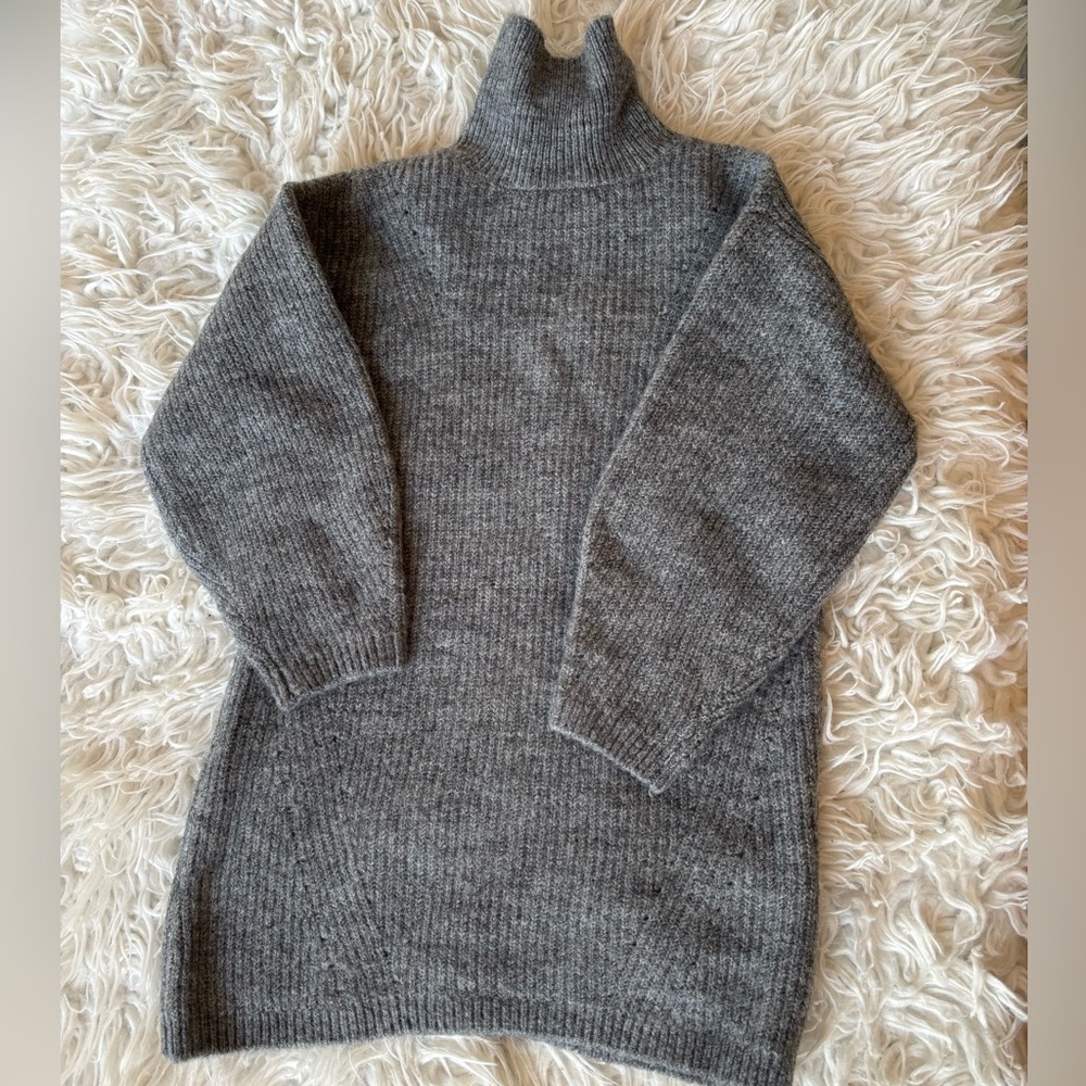 NWT Toddler Girl’s Zara Sweater Dress Size 2-3